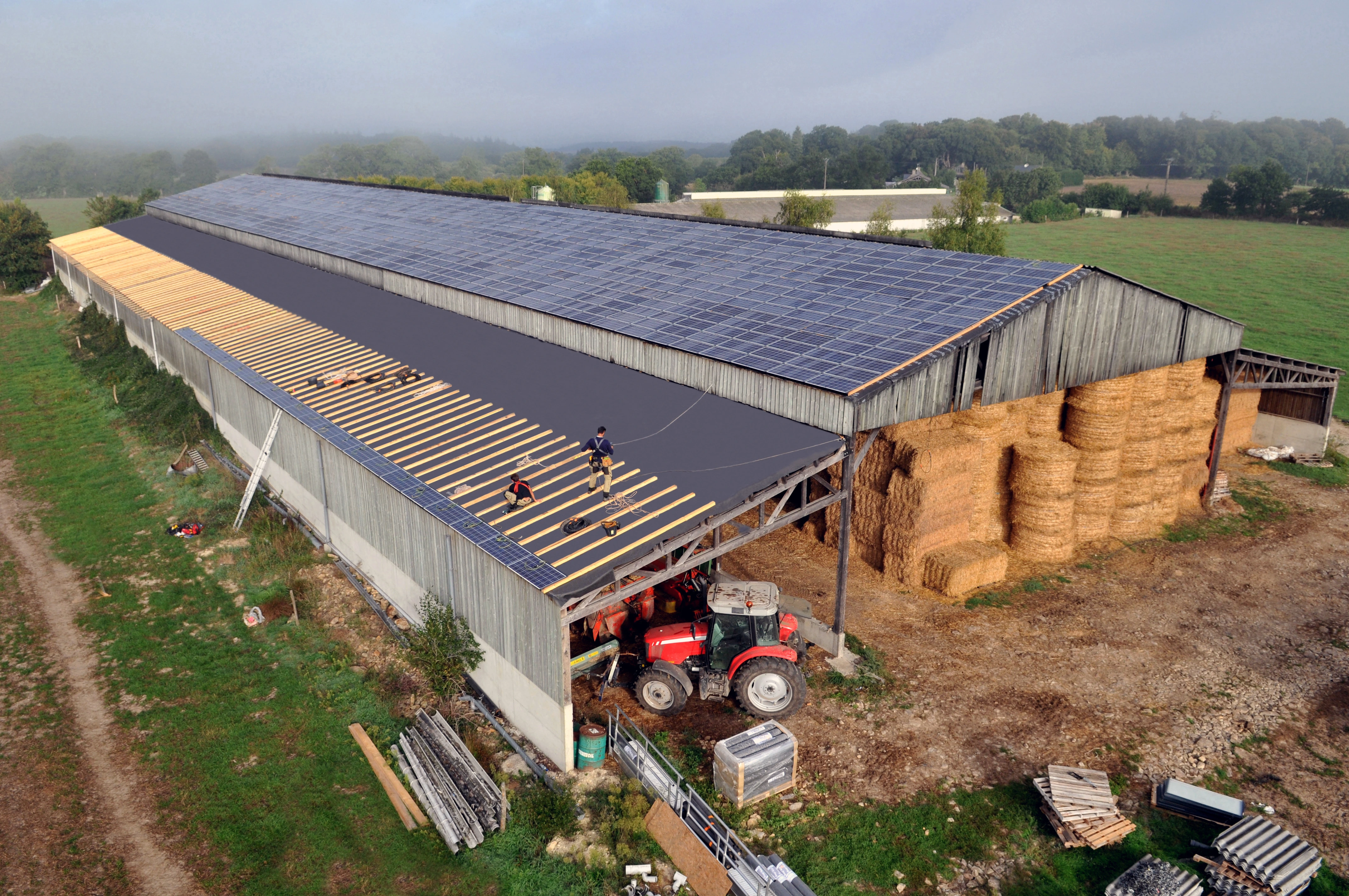 Toiture photovoltaïque hangar